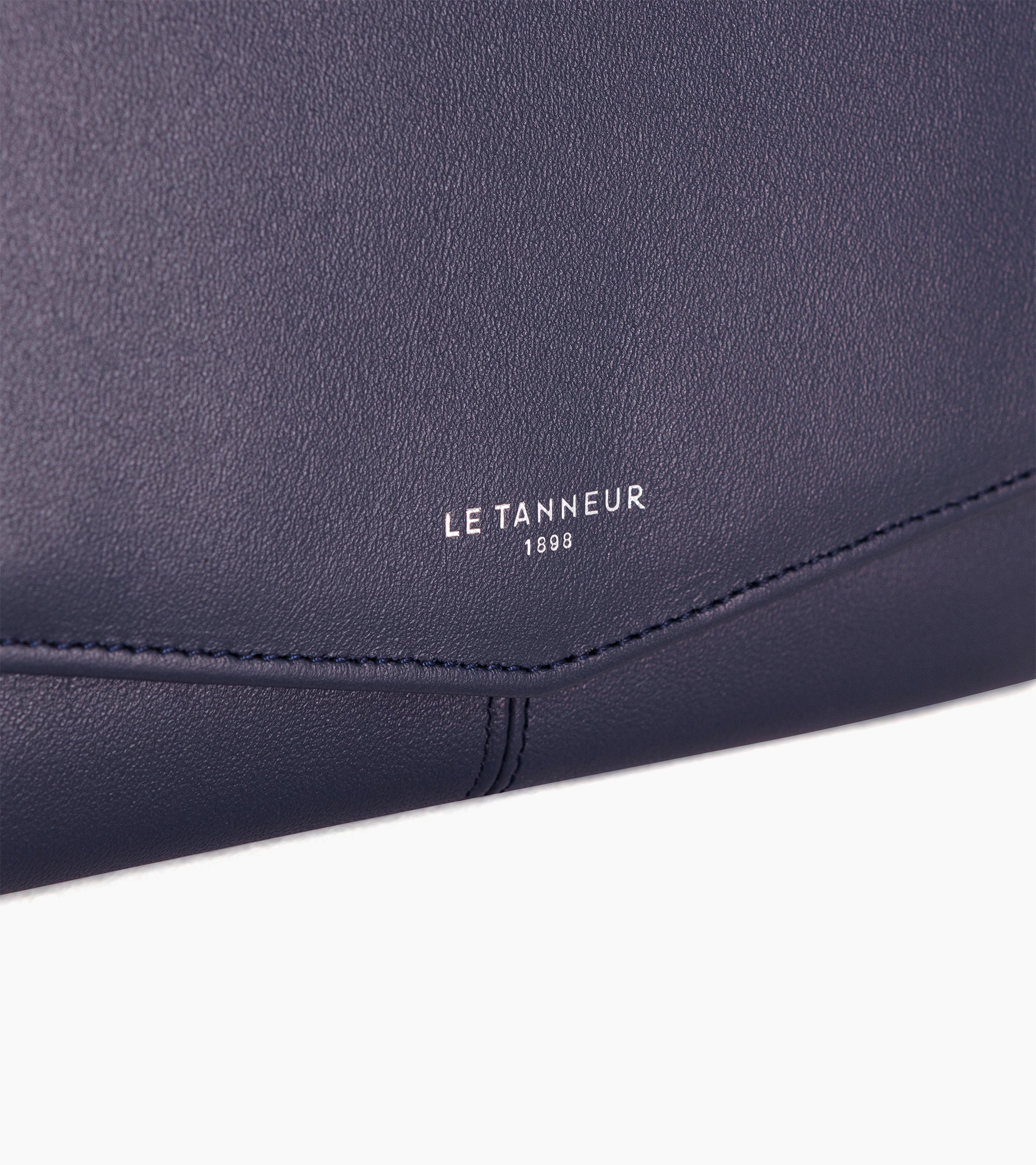 Grand portefeuille zippé Charlotte en cuir lisse